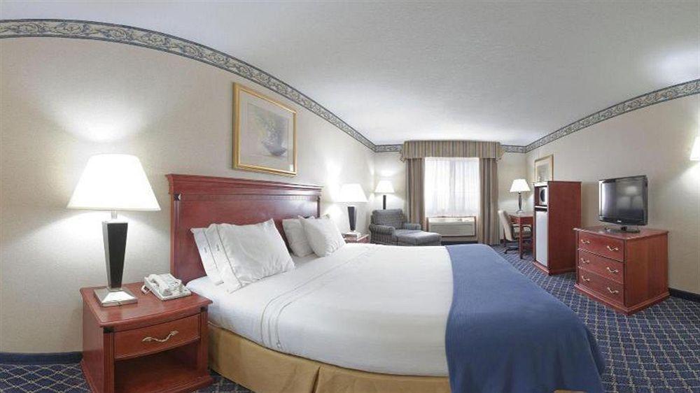 Holiday Inn Express & Suites Danville By Ihg Dış mekan fotoğraf